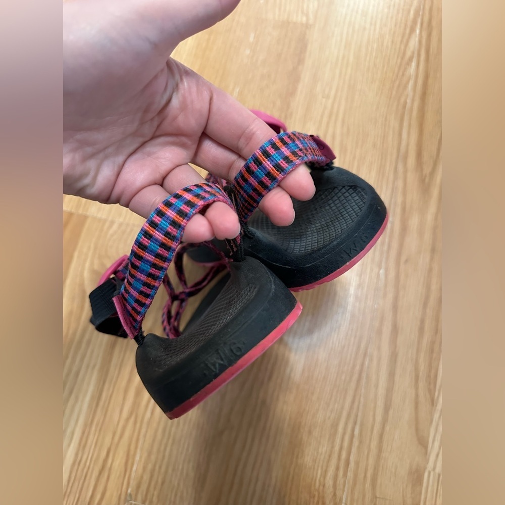 Chaco Womens Z/Cloud X Sandal, Tartan Magenta,Rose Size 6 Pink Blue Double Strap - Picture 4 of 7